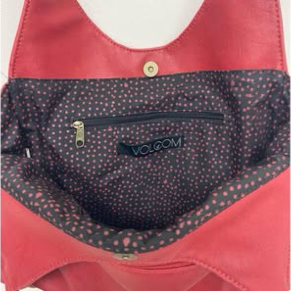 volcom bag - Picture 2 of 2